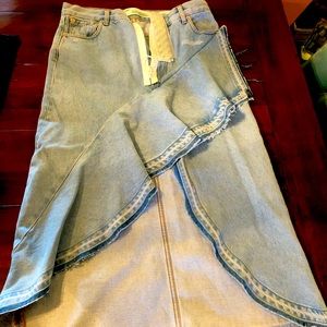 Off-White
asymmetrical denim skirt